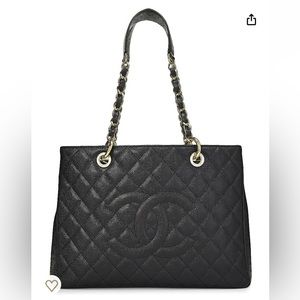 Chanel tote bag, caviar leather black\gold still great condition.